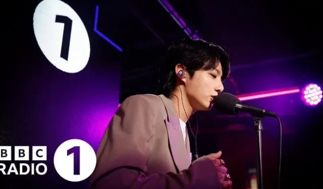 BTS Jungkook impressiona com performance perfeita ao vivo no ‘Live Lounge’ da BBC Radio 1