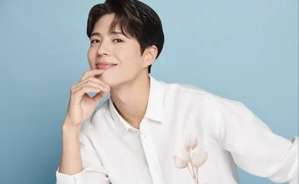 Park Bo Gum confirmé comme acteur principal dans « Good Boy », travaillant dur avec la comédie musicale et le théâtre