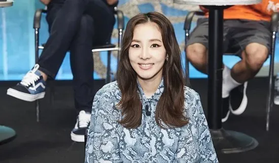 Sandara Park 揭示 38-39 公斤的體重管理：狂吃蘋果和香蕉