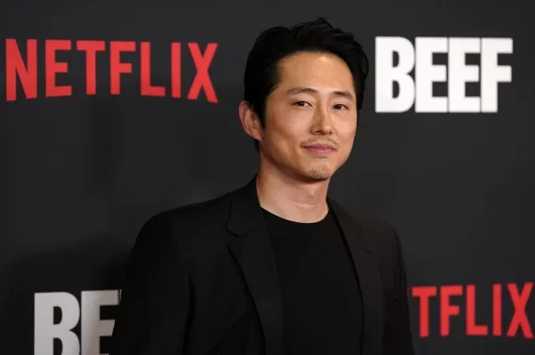 steven yeun