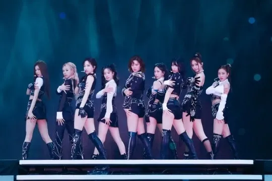 TWICE se torna o primeiro grupo feminino de Kpop a aparecer no famoso programa americano “NBC Today”