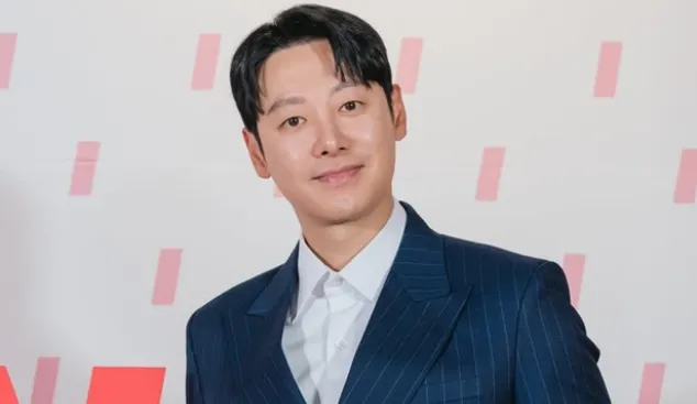 Kim Dong Wook anuncia matrimonio sorpresa a los 40 años después de una relación secreta