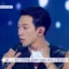 Rain mentionne sa fille dans « Dancing Queens on the Road », « Elle a recommandé ce collier. C’est mon porte-bonheur »