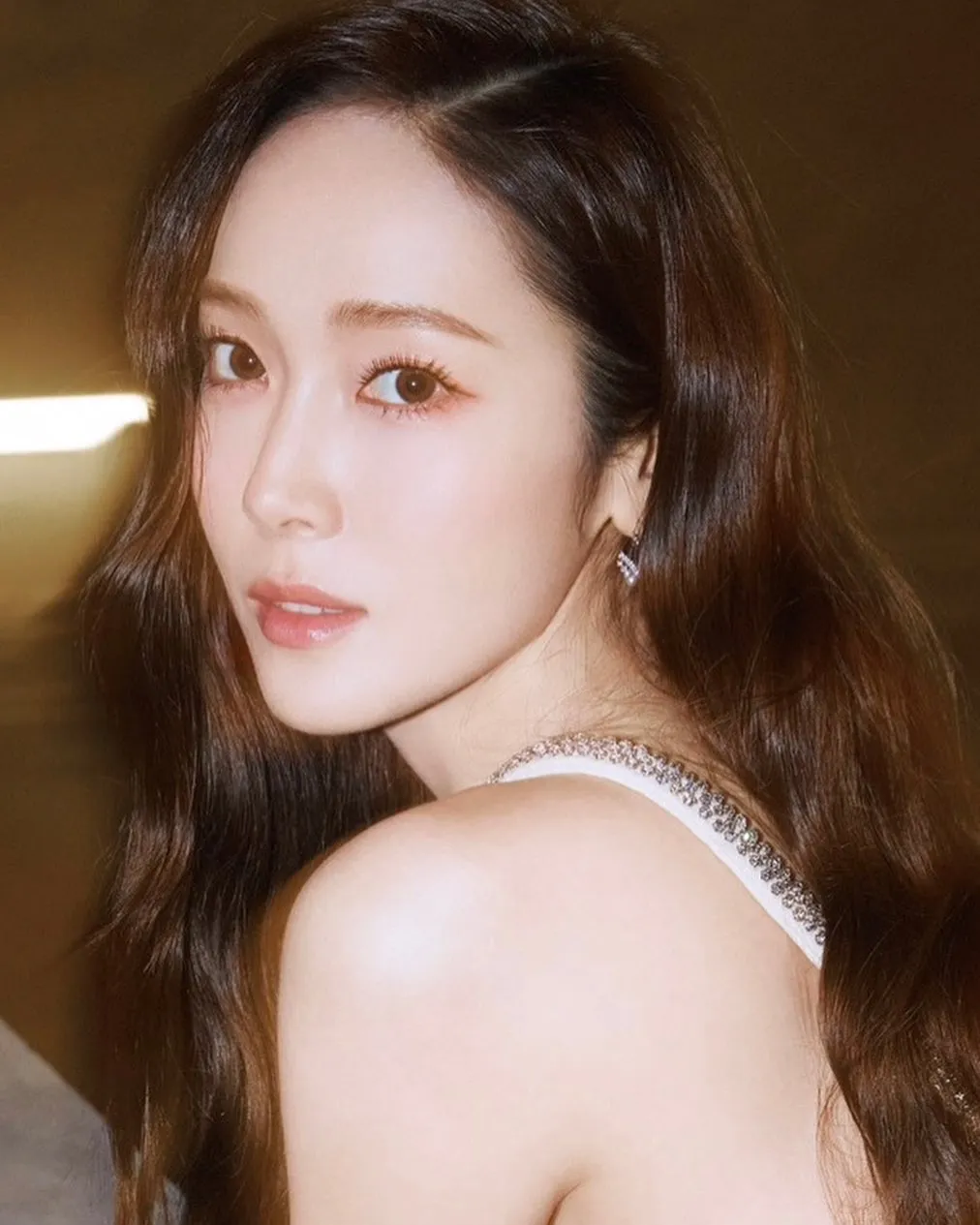 Jessica Jung, abdominaux fermes et taille de fourmi étroite