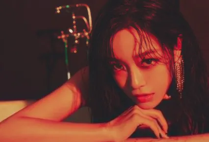 Kim Se Jeong abre un nuevo capítulo, revela imágenes contrastantes de sí misma 