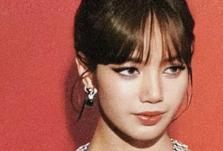 Il valore del post su Instagram di BLACKPINK Lisa sale a 770 milioni di vittorie, assicurandosi le prime posizioni a livello globale