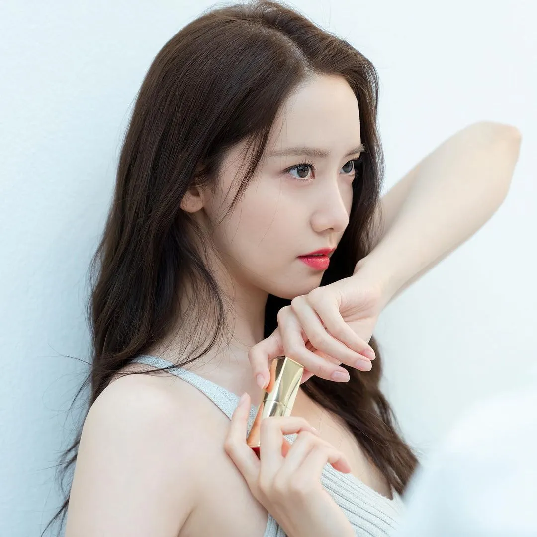 Die Leute denken, dass die Schönheit von SNSD YoonA ihre Fähigkeiten in den Schatten stellt:
