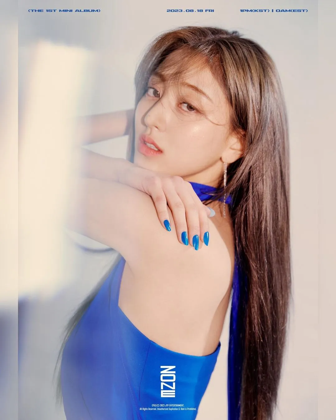 DUE VOLTE Jihyo