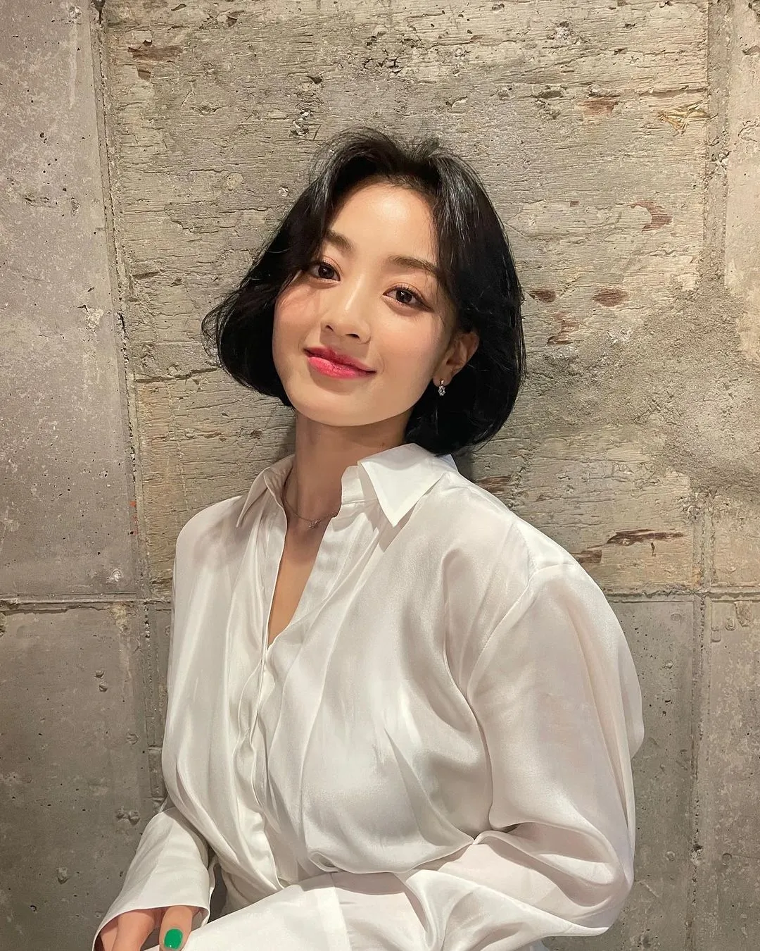 DUE VOLTE Jihyo