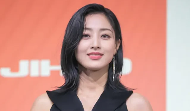 Jihyo de TWICE parle de ses débuts en solo et du soutien des membres : aucune pression du succès de Nayeon