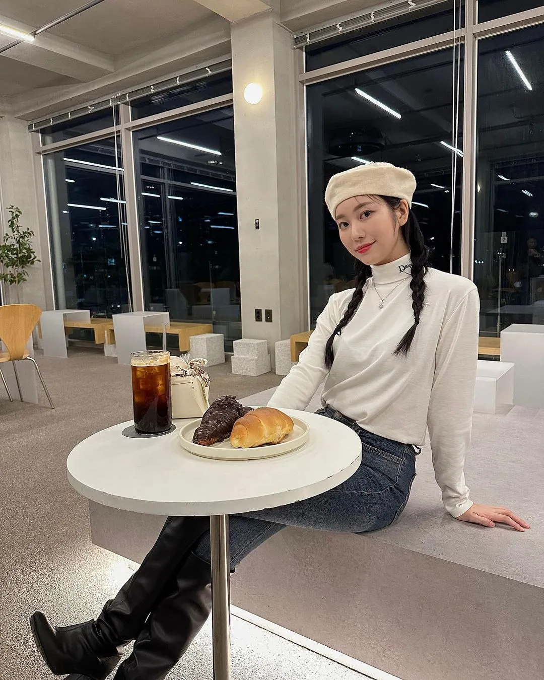 Ex-MOMOLAND Jane은 지금 어디에 있습니까?  그룹 리드보컬 현황