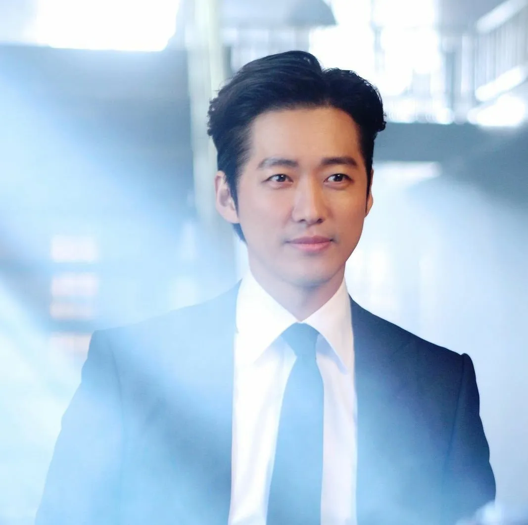 Namgoong min