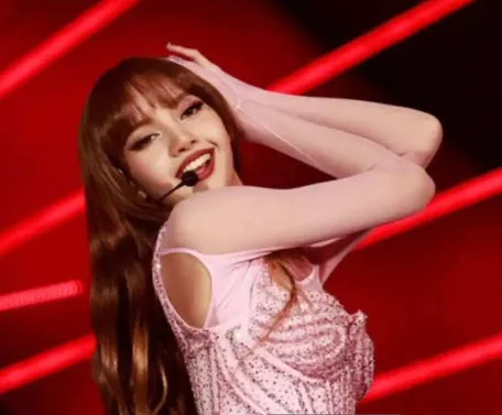 BLACKPINK LISA