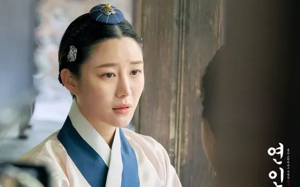 Lee Da-in emanuje elegancją podczas pierwszego Chuseok po ślubie