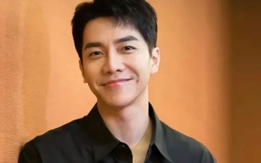 O motivo do cancelamento do show de Lee Seung Gi nos EUA: vendas fracas de ingressos ou problemas com o local? 