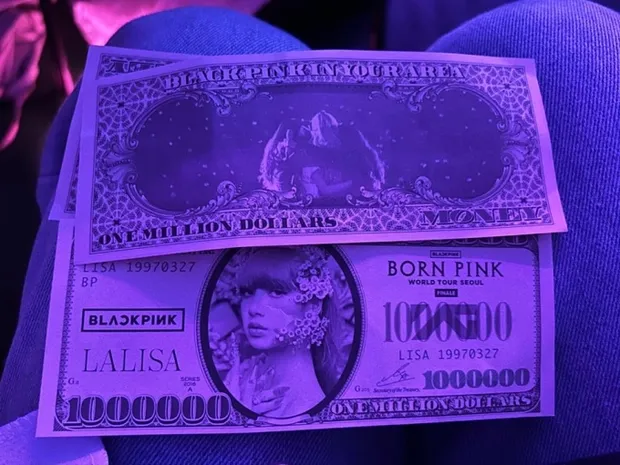 dinero lisa blackpink