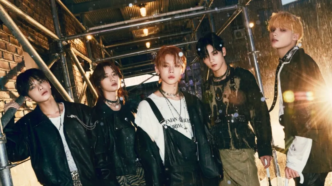 TXT 以《The Name Chapter: FREEFALL》稱霸 Billboard 200、頂級專輯銷售榜