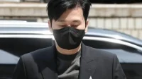 A sentença final para as acusações ameaçadoras de Yang Hyun-suk será anunciada hoje (8 de novembro)