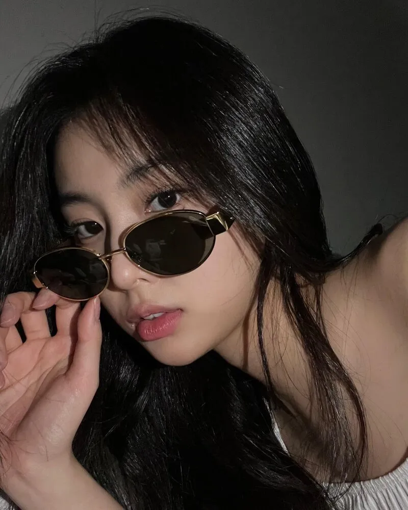 A ex-IZ*ONE Kang Hyewon confirma que NÃO tem planos de seguir a carreira de cantora
