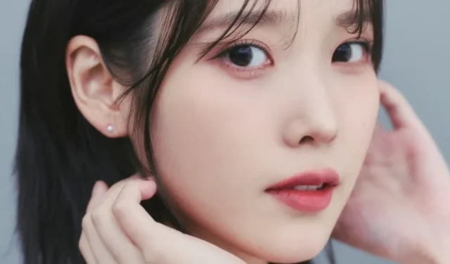 IU è diventata popolare per QUESTI motivi secondo Uaenas: “È perché è…”