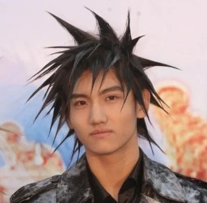 可笑但標誌性的韓國偶像在韓國流行音樂界流行的髮型