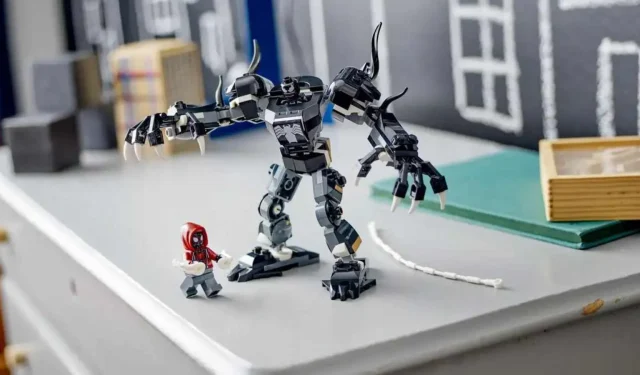 LEGO Marvel Venom Mech Armor 대 Miles Morales가 마침내 Marvel 팬을 위해 출시되었습니다.