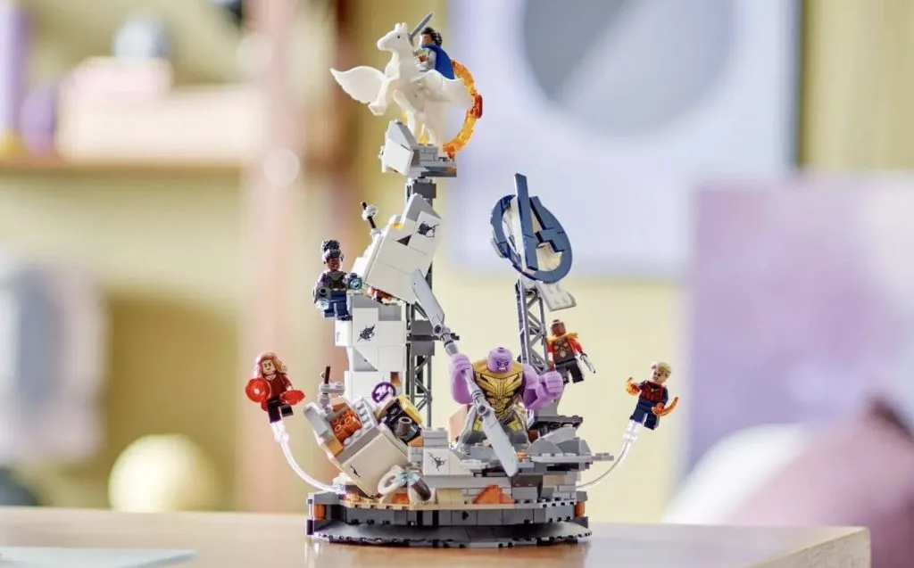 La battaglia finale di LEGO Marvel Endgame in mostra