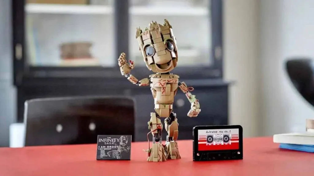 Il LEGO Marvel Io sono Groot in mostra