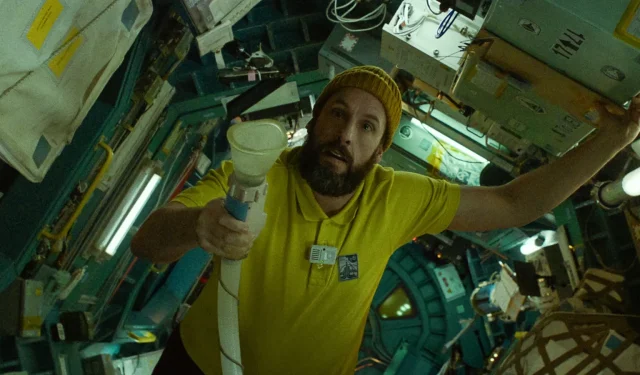 Worum geht es in Spaceman? Adam Sandlers Netflix-Film erklärt