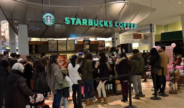 Os 5 maiores colapsos virais de clientes da Starbucks de todos os tempos 