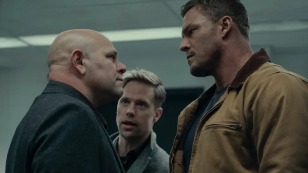 Domenick Lombardozzi in Reacher Staffel 2 als Guy Russo.