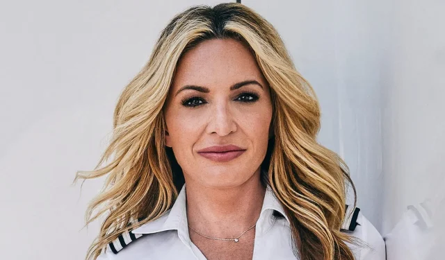 Kate Chastain de Below Deck qualifie ce membre de l’équipage de Med Saison 8 de « chaud »