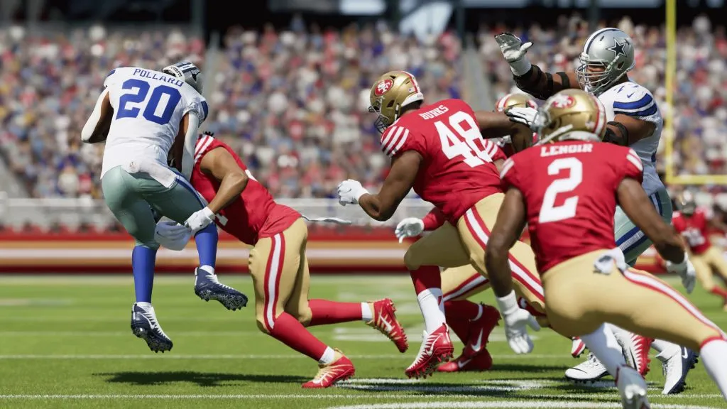 Joueurs des Cowboys et des 49ers dans Madden 24