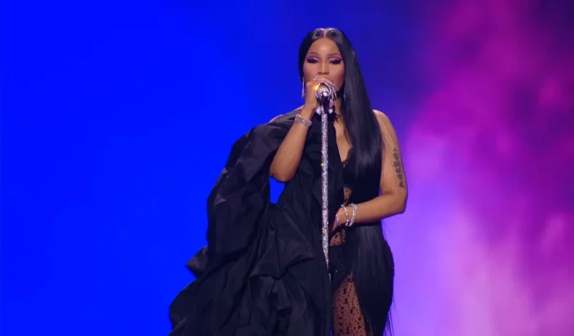 Nicki Minaj critique TikTok pour l’avoir « réduite au silence » au milieu d’un conflit avec un influenceur dramatique