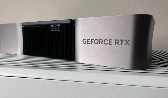 Le Super GPU RTX 4080 arrivano presto ma c’è un problema