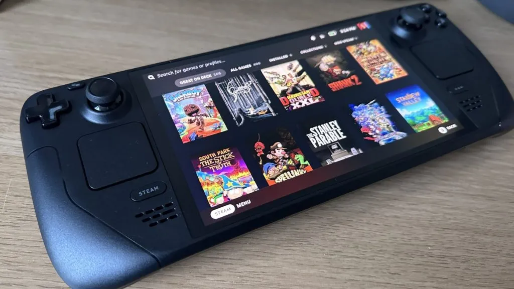 Steam Deck OLED en el escritorio