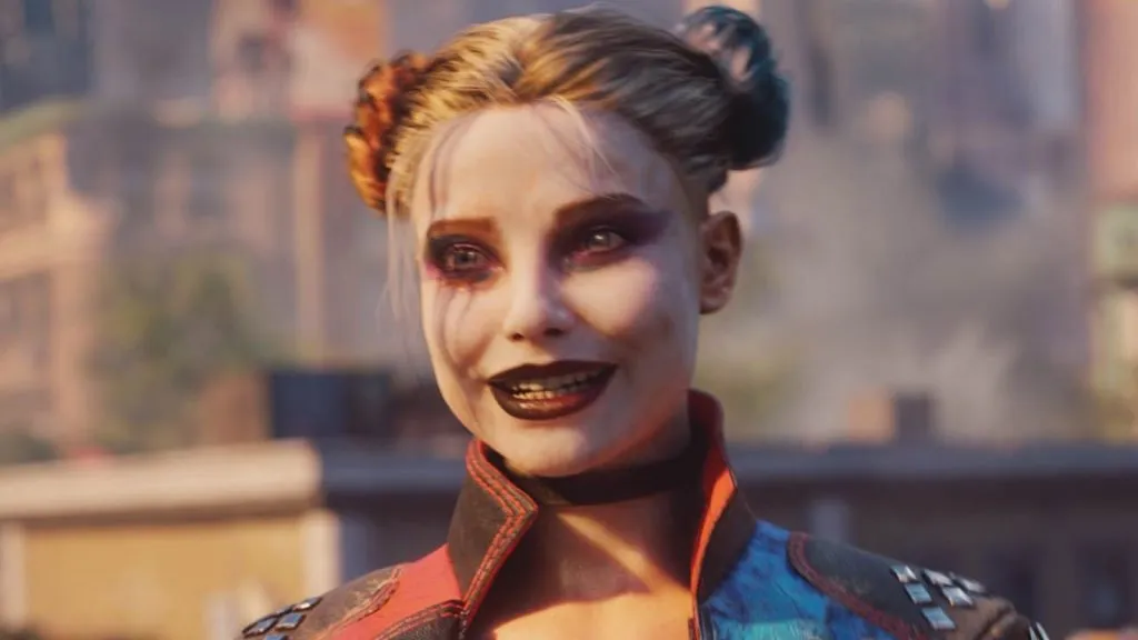 Harley Quinn uśmiecha się