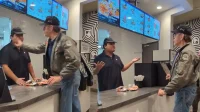 Taco-Bell-Mitarbeiter wurde von wütendem Kunden geohrfeigt, der seine eigene Mikrowelle in die Luft jagte