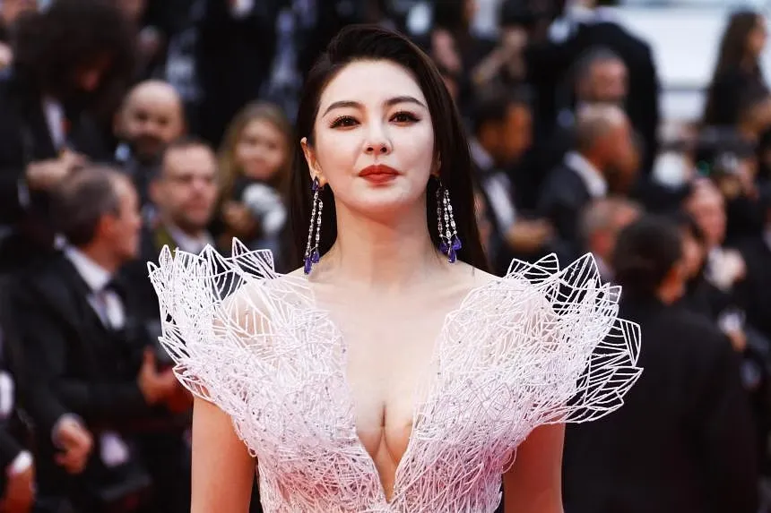 Zhang Yuqi