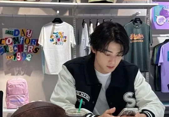 ASTRO Cha Eunwoo enfrenta reação negativa por causa de um breve deslize da Starbucks – aqui está o porquê