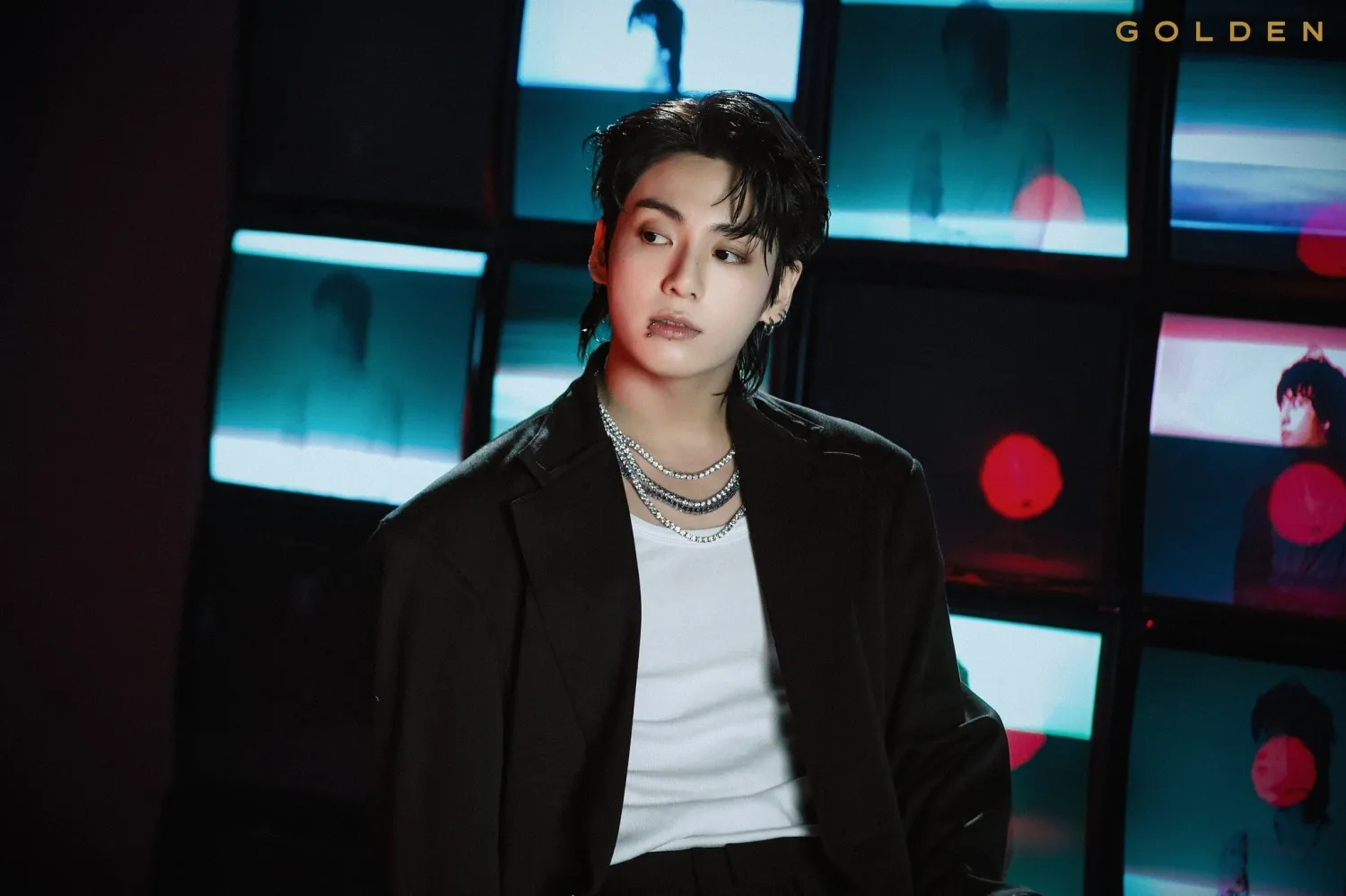 'GOLDEN' do BTS Jungkook Torna-se o álbum solo de K-pop com maior sucesso na Billboard 200