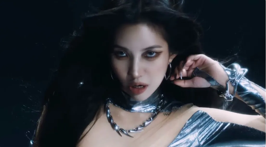 Soyeon di (G)I-DLE