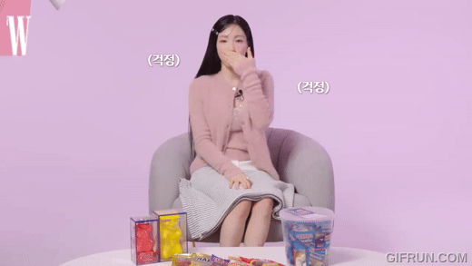 Mädchen' Generation Taeyeon schockiert viele darüber, wie viel sie isst: „Genug, um nicht zu verhungern …“