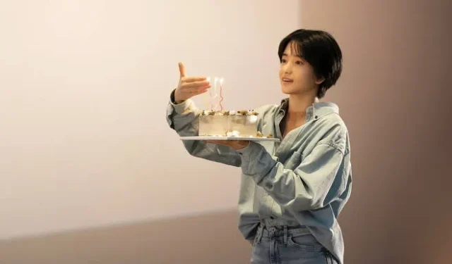 Kim Tae-ri organise une fête d’anniversaire surprise pour Kang Dong-won lors de la conférence sur le film « Alienoid »