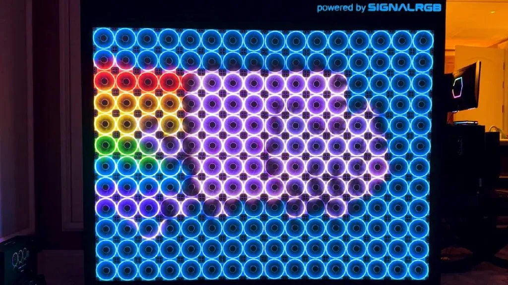 una pantalla formada por ventiladores RGB