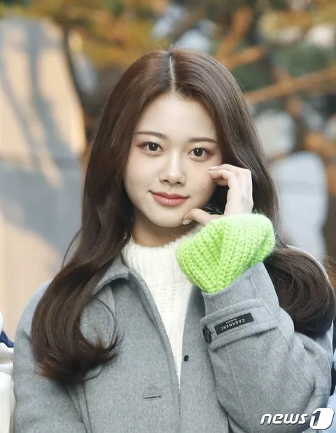 Tzuyu & Podobna do Yuny? Wizualizacja tej idolki K-pop czwartej generacji sprawia, że ​​Stans ma ochotę na „w stylu JYP” Efekty wizualne, wysokość, więcej