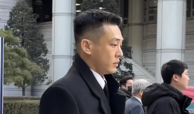 Yoo Ah-in aparece no segundo julgamento com corte de cabelo curto, “Vou divulgar detalhes no tribunal”