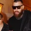 Jason Kelce diz que o relacionamento de Travis com Taylor Swift afetou sua segurança