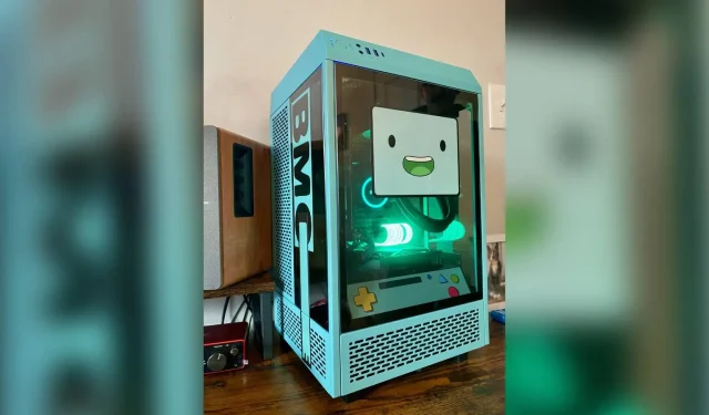 Der individuell gestaltete Adventure Time-Gaming-PC verfügt über das ikonische BMO-Design und ist wunderschön