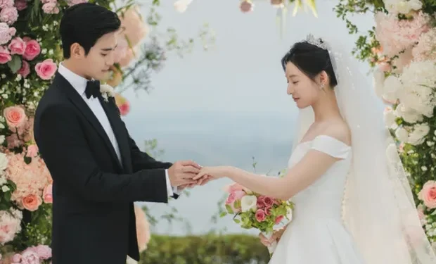 Kim Soo Hyun – Kim Ji Wons Hochzeitsszene in einem neuen Drama, inspiriert von Son Ye Jin – Hyun Bin